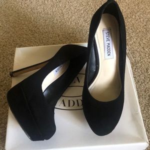 Steve Madden pump